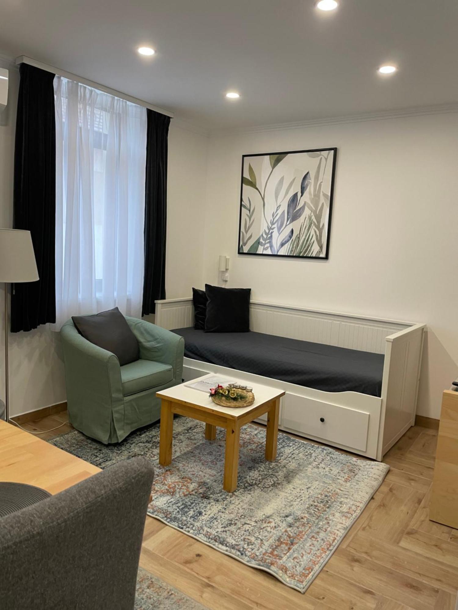 Monbuhim Twin Apartment Veszprem Exterior photo